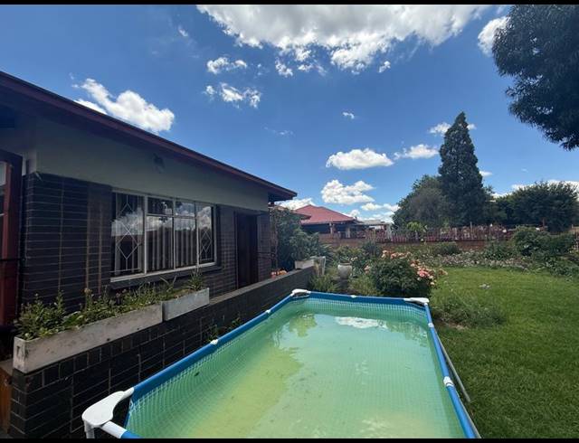7 BEDROOM HOUSE FOR SALE IN VANDERBIJLPARK CE 2